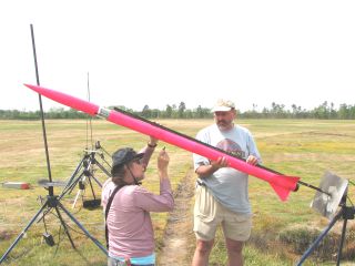 Mike Harris helps me ready the rocket at Orangeburg, 4/1/07