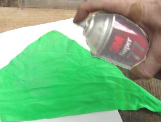 Spray cloth with glue